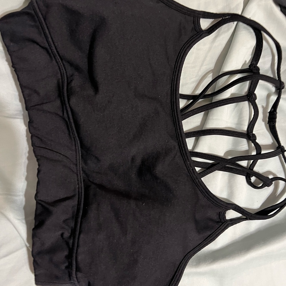 Fabletics bra